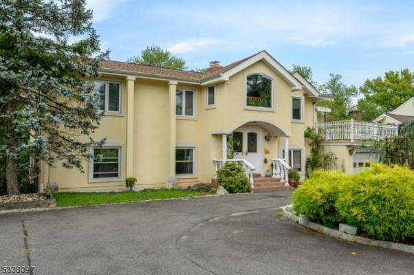 8 HAROLD AVE, EDISON, NJ 08820 - Image 1