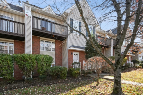 3 Castle Dr Berkeley Heights Twp Nj 07922 Condotownhouse For Sale