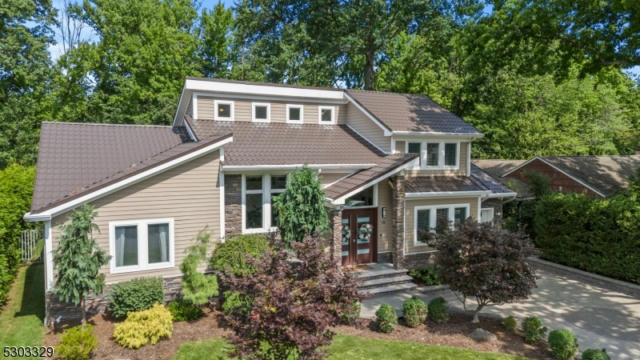 15 BLAKE DR, CLARK, NJ 07066 - Image 1