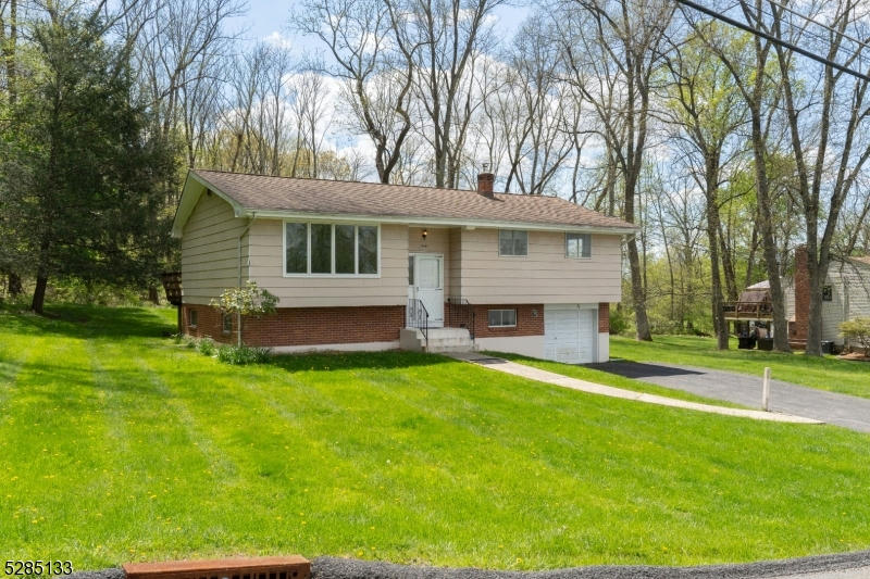 40 SCENIC DR, GREEN TWP., NJ 07821, photo 1 of 36