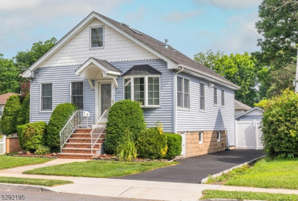 135 HICKORY AVE, BERGENFIELD, NJ 07621 - Image 1