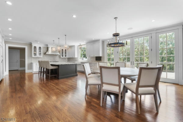 14 WHITE OAK RIDGE CT, MENDHAM, NJ 07945 - Image 1